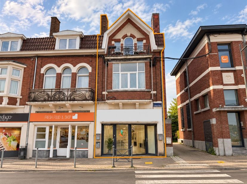 Maison à vendre à Avenue de la Station 121,
                    5030 Gembloux