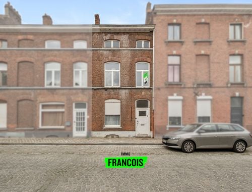                                         Maison deux facades à vendre à Brugge, € 260.000
