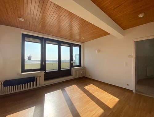                                         Appartement te huur in Oostende, € 725

