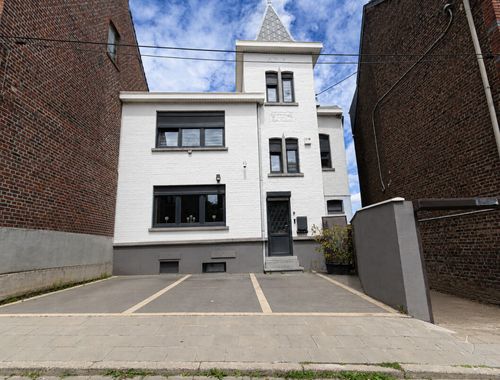                                         Woning te koop in Couillet, € 288.000
