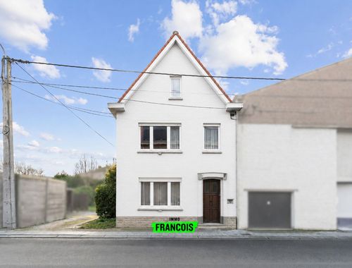                                         Koppelwoning te koop in Ooigem, € 199.000
