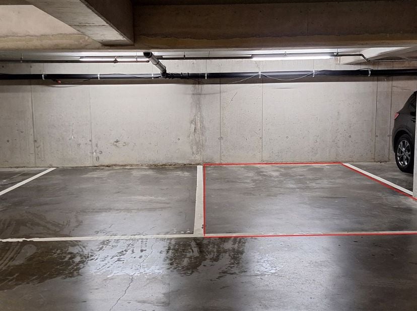 Garage à louer
                    à 2460 Kasterlee