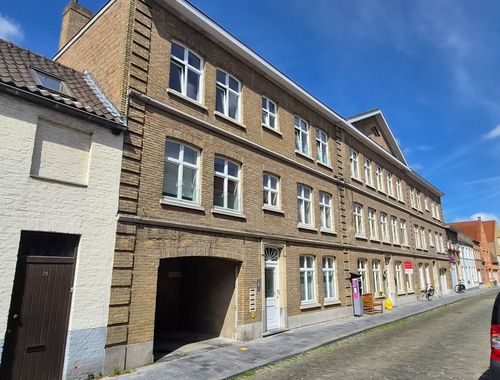                                         Appartement te huur in Brugge, € 825
