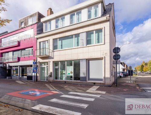                                         Immeuble de bureaux à vendre à Arendonk, € 425.000
