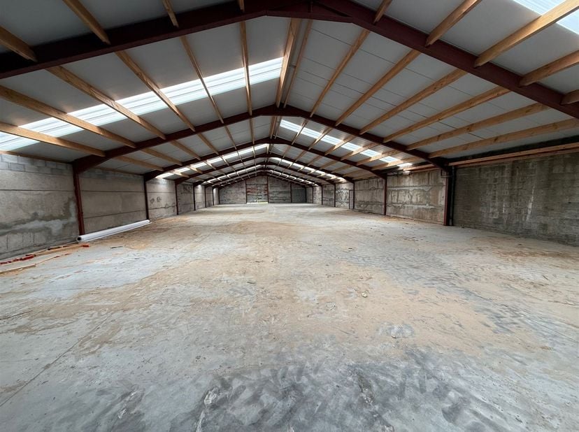 Garage te huur in Rue du Maillet 8,
                    7910 Forest