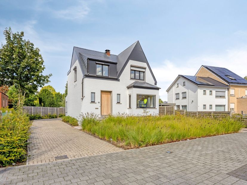 Huis te koop in Hemelrijk 15,
                    3980 Tessenderlo
