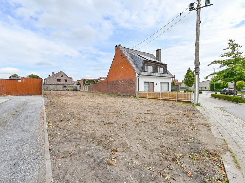 Terrain à vendre
                    à 8870 Izegem