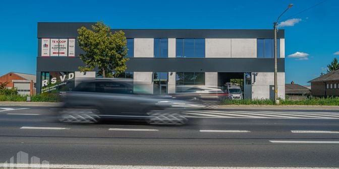 Bedrijfsvastgoed te huur in Bruggesteenweg 235-237, 8830 Hooglede