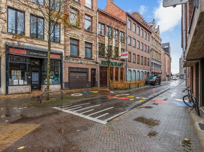 Bedrijfsvastgoed te koop in Zirkstraat 8,
                    2000 Antwerpen