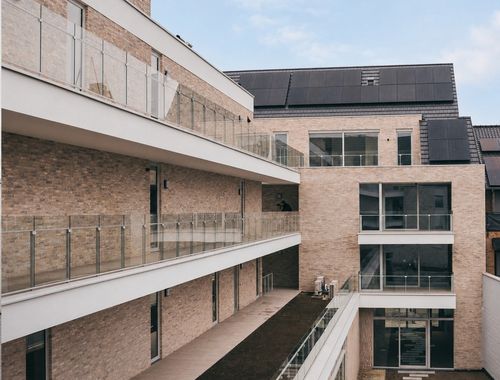                                         Bien commercial à vendre à Lanaken, € 321.000
