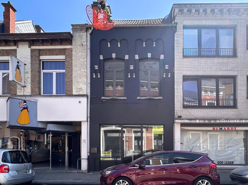 Bien professionnel à louer à Kloosterstraat 10,
                    9120 Beveren