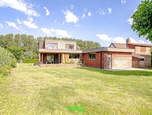                                         Villa à vendre à Froyennes, € 550.000
