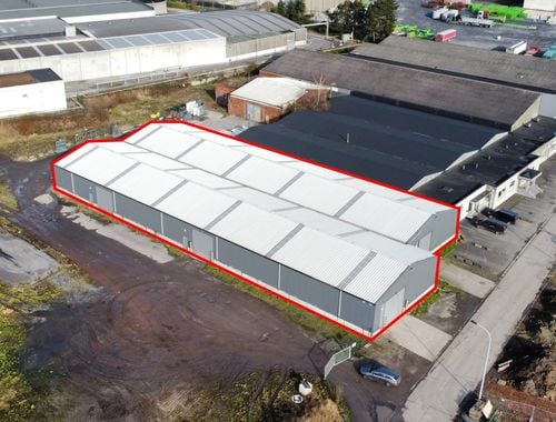                             Bedrijfsgebouw te huur in Tielt
