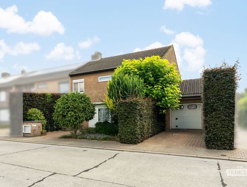                                         Maison jumelée à vendre à Torhout, € 349.000
