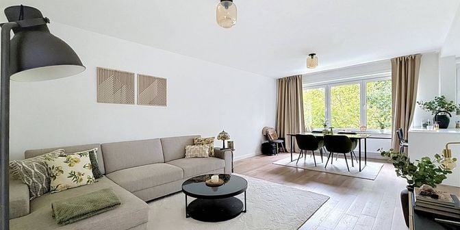 Appartement te huur in Laarsebaan 331 bus 301, 2170 Merksem