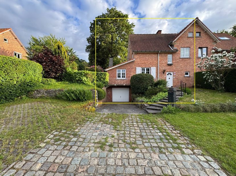 Huis te koop in Wilde Zwanenlaan 11,
                    1970 Wezembeek-Oppem