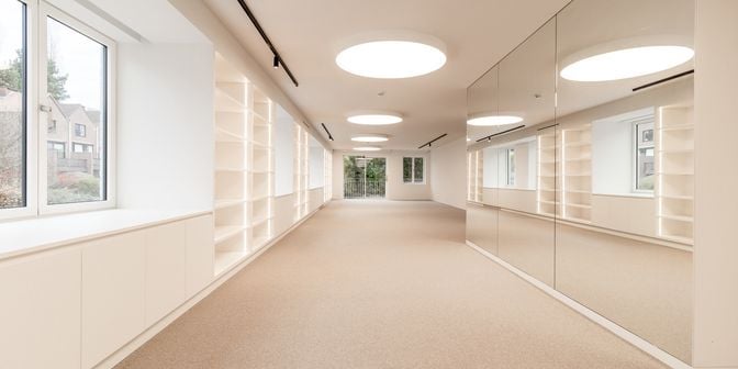 Bien professionnel à vendre à 1180 Uccle