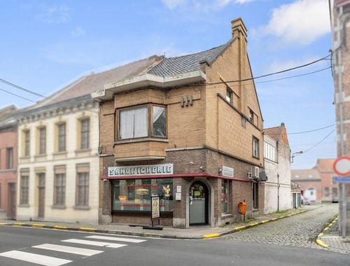                                        Gemengd gebruik te koop in Leuze-en-Hainaut, € 350.000
