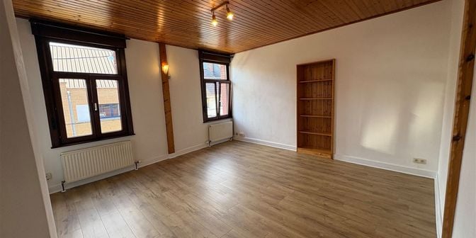 Appartement à louer à Rue de Sondeville 44 boîte 11, 7600 Péruwelz