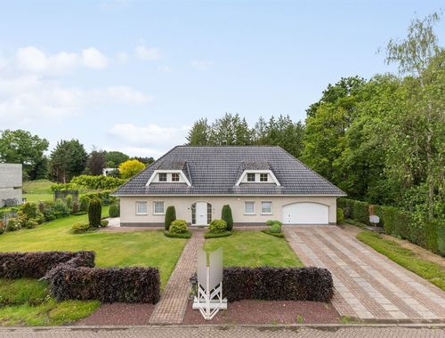                                         Villa te koop in Kasterlee, € 765.000
