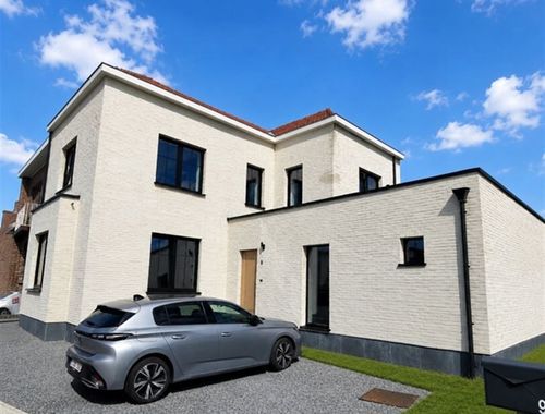                                         Maison à vendre à Jeuk, € 369.000
