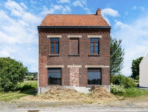                                         Woning te koop in Russeignies, € 245.000
