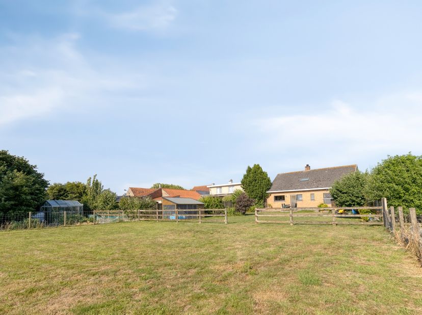 Huis te koop in Klerkenstraat 7,
                    8600 Diksmuide