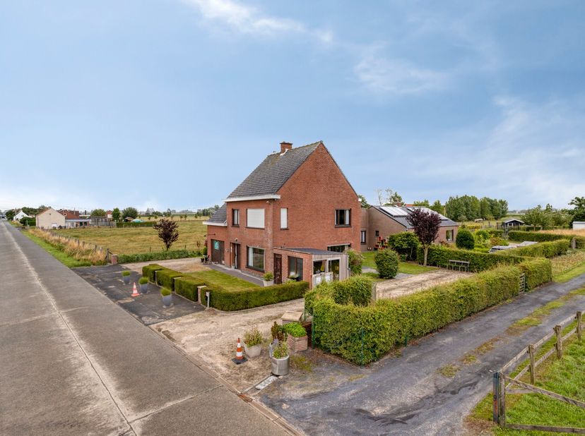 Huis te koop in Moerestraat 34a,
                    8600 Leke