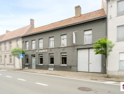                                         Handelspand met woonst te koop in Wakken, € 245.000
