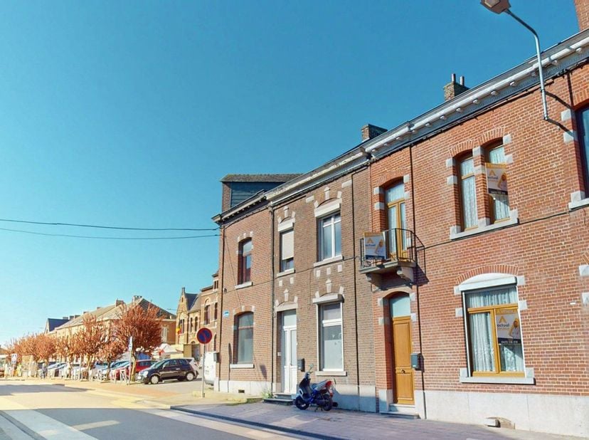 Maison à vendre
                    à 7134 Ressaix