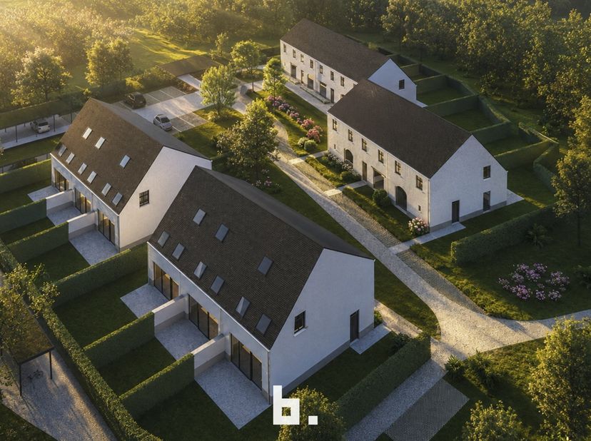 Bezoek de werf geheel vrijblijvend iedere zaterdag ochtend van 9 h -10 h .<br />
<br />
<br />
Dit is de laatste woning van de straat als half open be