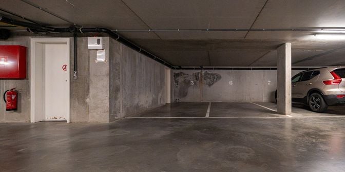 Garage à vendre à Torhoutse Steenweg 221 - 6, 8200 Sint-Andries