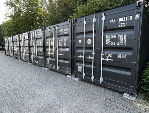                                         Garage te huur in Aartselaar, € 175
