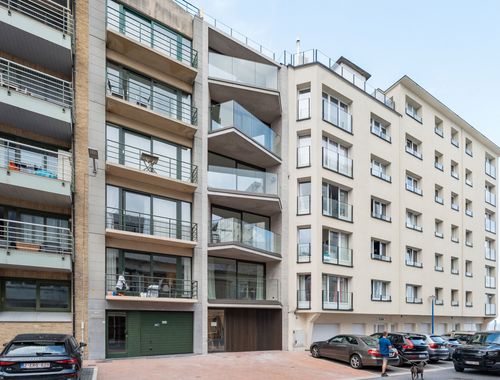                                        Appartement te koop in Koksijde, € 325.000
