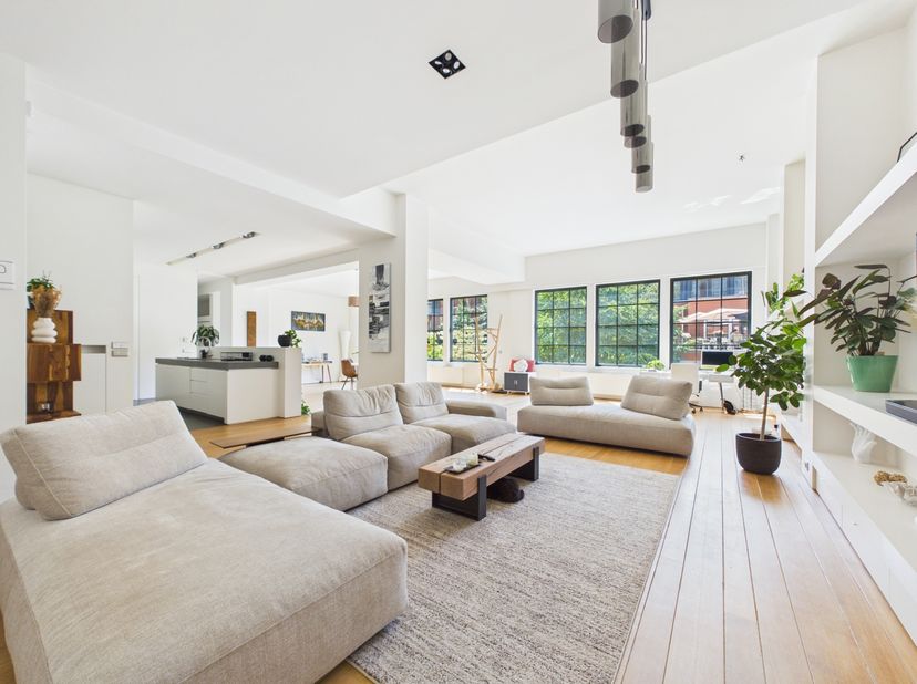 Appartement à louer à Rue Haute 139,
                    1000 Bruxelles