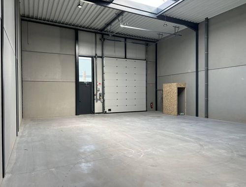                                         Opslagplaats te huur in Pittem, € 650
