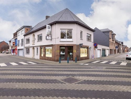                                         Maison unifamiliale à vendre à Herenthout, € 375.000
