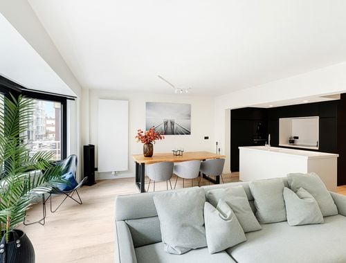                                         Appartement te koop in Knokke, € 880.000
