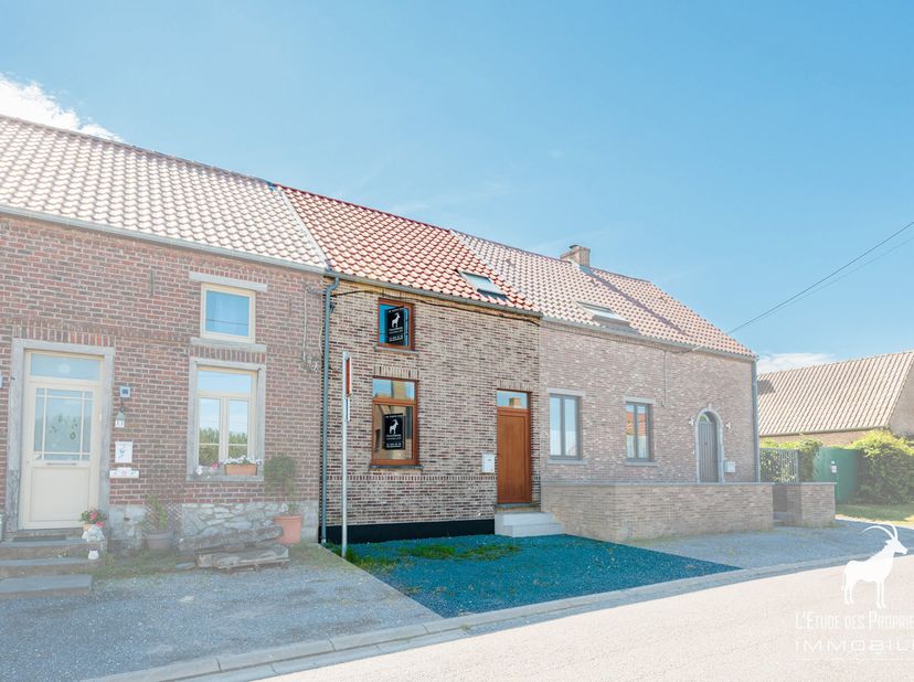 Huis te koop in ,
                    7070 Mignault