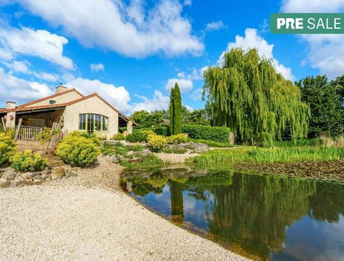                                         Woning te koop in Meulebeke, € 675.000
