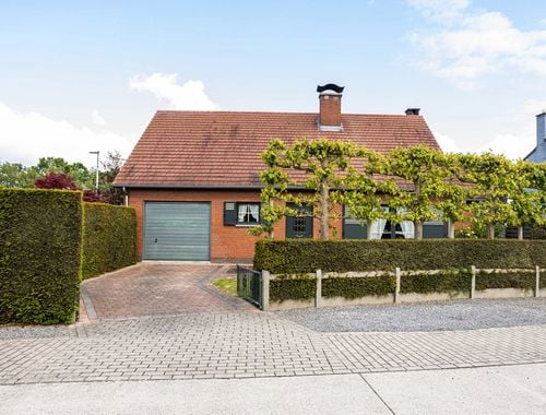                                         Woning te koop in Wichelen, € 349.000
