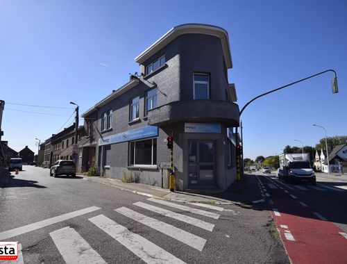                                         Bâtiment commercial à vendre à Halle-Booienhoven, € 420.000
