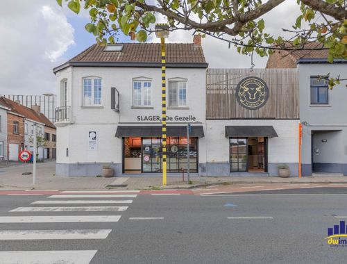                             Bâtiment commercial à remettre à Deinze
