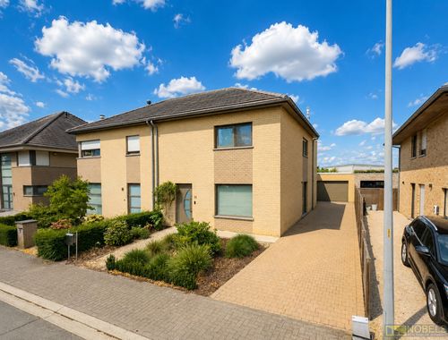                                         Woning te koop in Zulte, € 435.000
