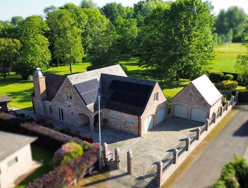                                         Villa te koop in Aalst, € 790.000
