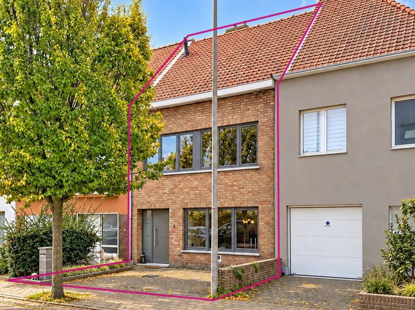 Huis te koop in Paul Michielslaan 8,
                    8400 Oostende
