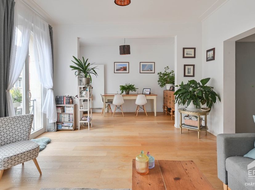 [[ CE BIEN PARTICIPE À LA JOURNÉE MAISONS OUVERTES ERA LE 13/6 DE 17:30 À 18:30 ]] Appartement 1 chambre avec grande terrasse  IxellesERA Châtelain vo