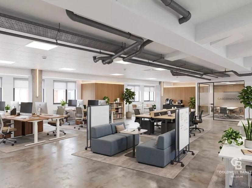 Kantoorruimte op de 1e verdieping met talrijke inrichtingsmogelijkheden (mogelijkheid tot oplevering in sleutelklare staat tegen meerprijs). U beschik