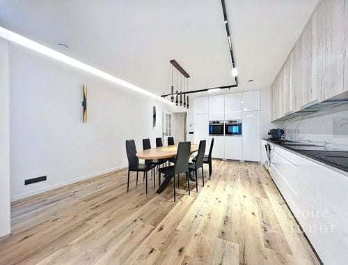                                         Woning te huur in Schaarbeek, € 4.500
