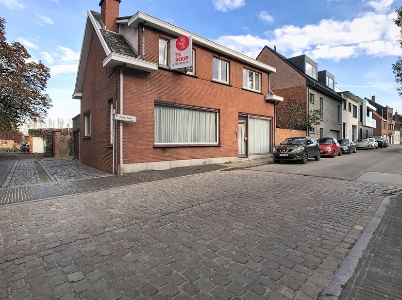 Huis te koop in Hoog-Kallostraat 9,
                    9120 Kallo